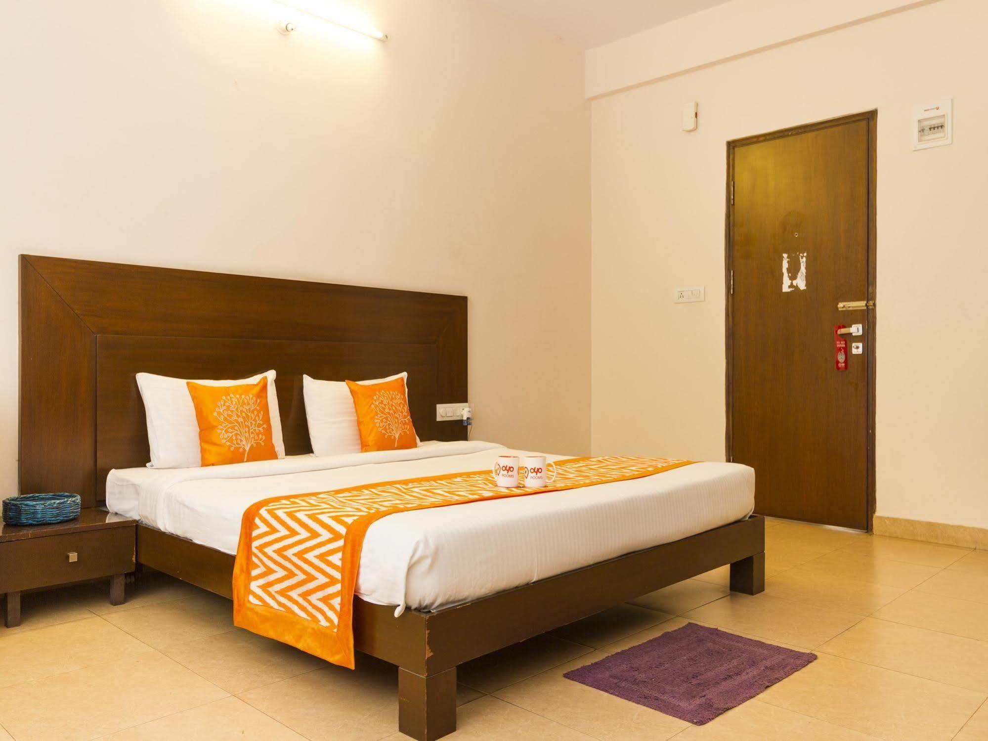 Oyo Rooms Rt Nagar バンガロール エクステリア 写真